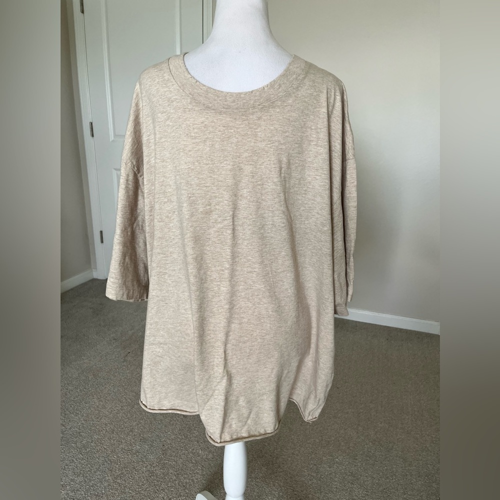 EUC Elwood Beige Mens T-shirt Size XXL